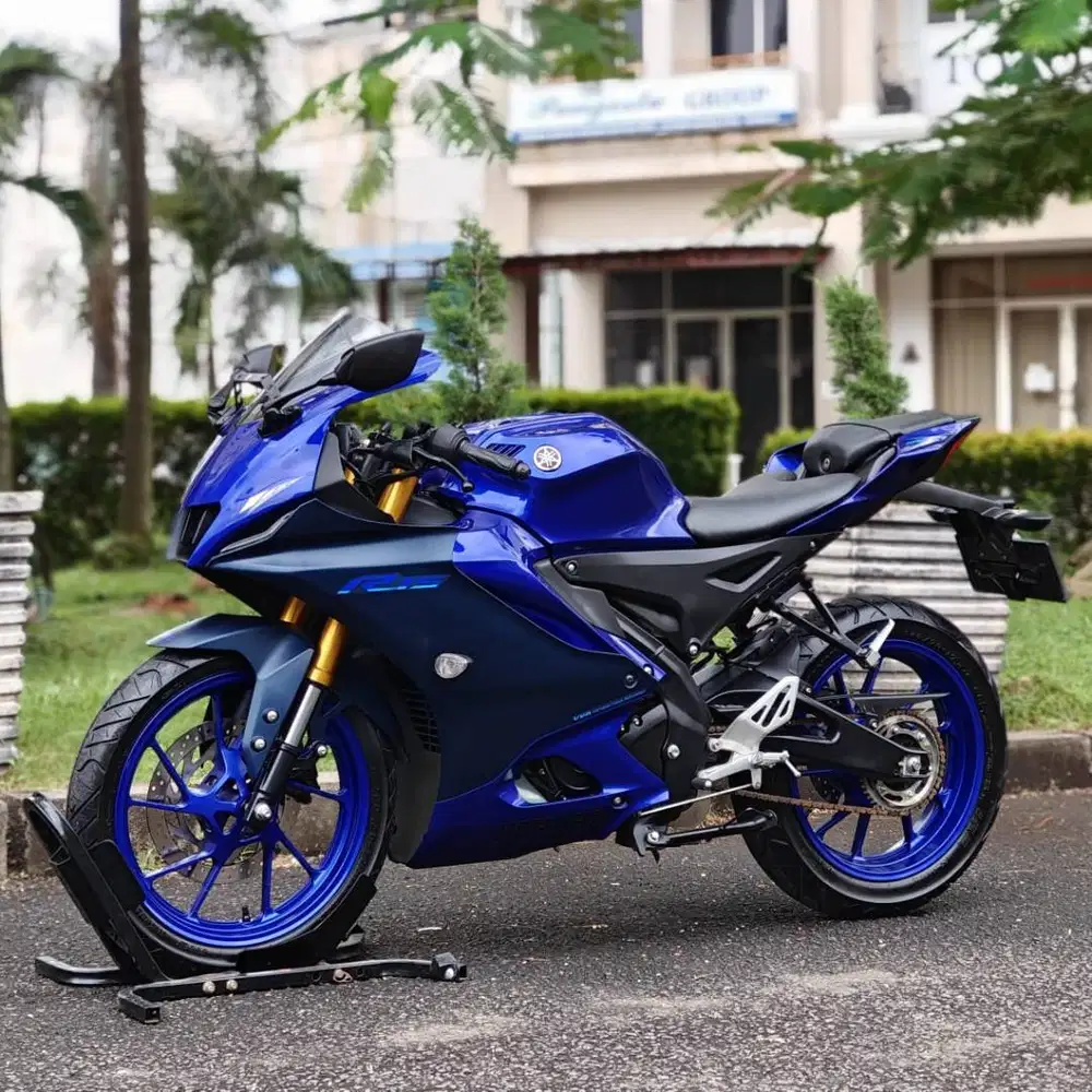YAMAHA YZF R15 V4 2023 BIRU KM 1K PAJAK ON SUPER GRESS