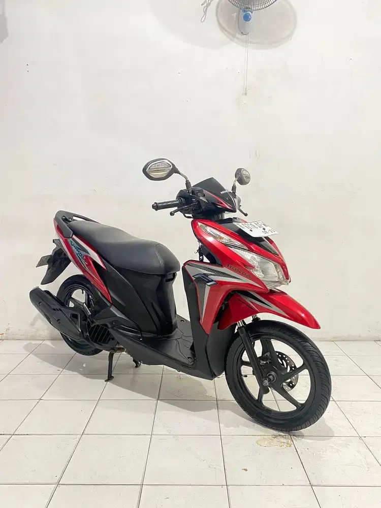 VARIO 125 KZR 2014 merah iss