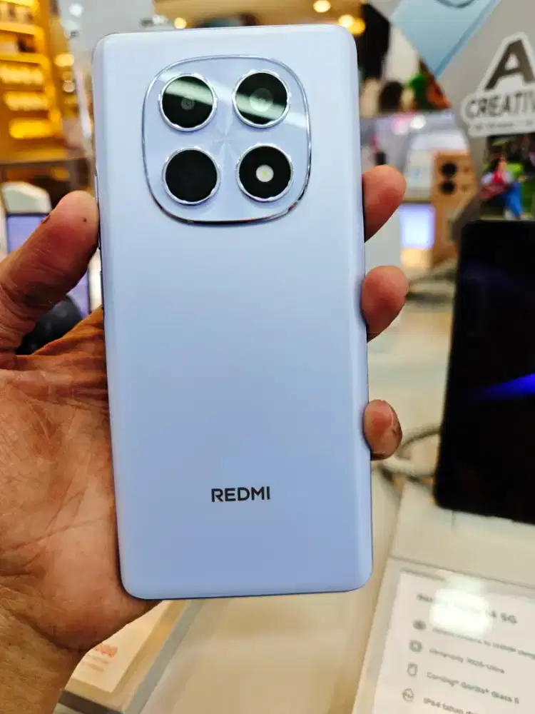 Redmi Note 15 Layar Curved