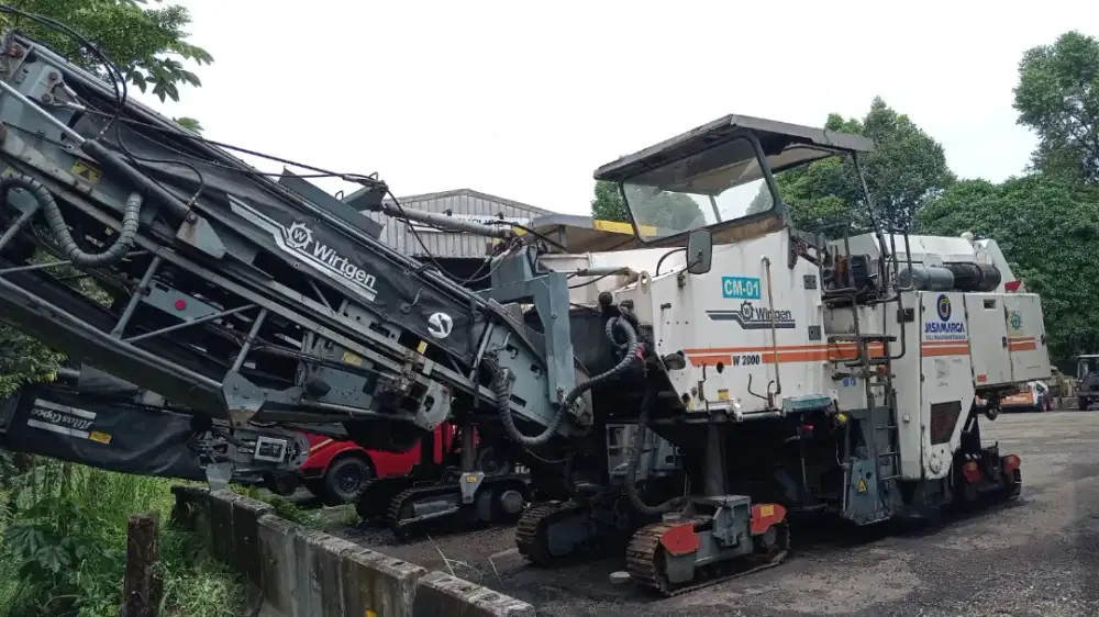 Cold Milling wirtgen W2000 tahun 2007