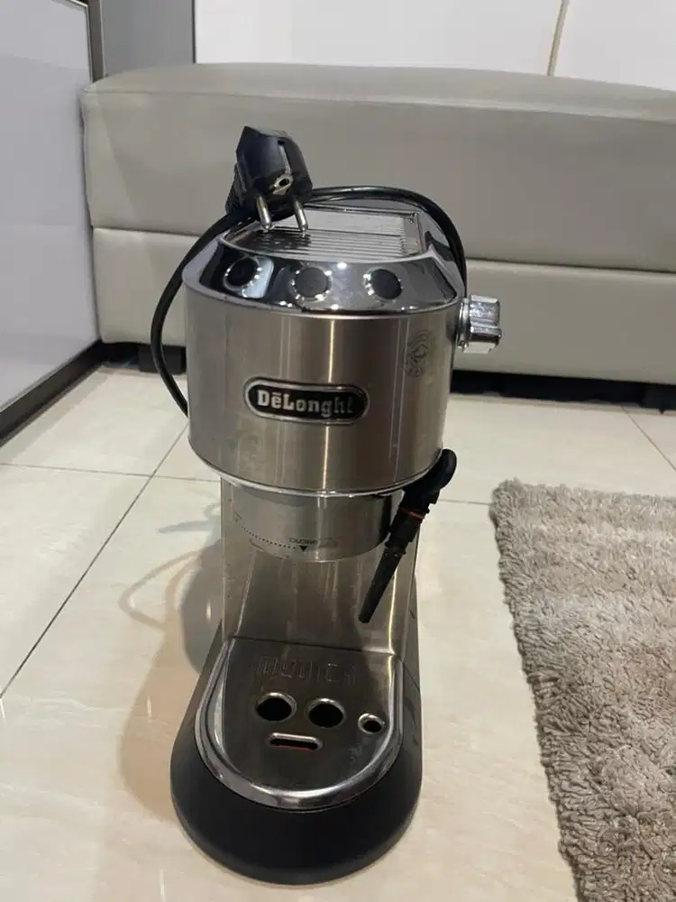 Mesin Kopi De'Longhi Dedica EC 685 - Second (Beli 2020)