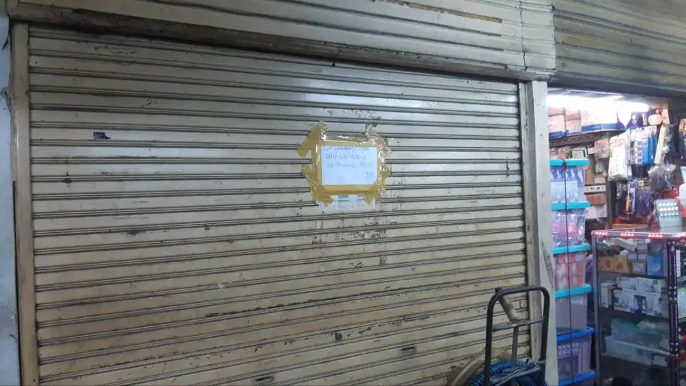 Dijual/sewa 1 Unit Toko Lokasi Strategis di Glodok Jaya