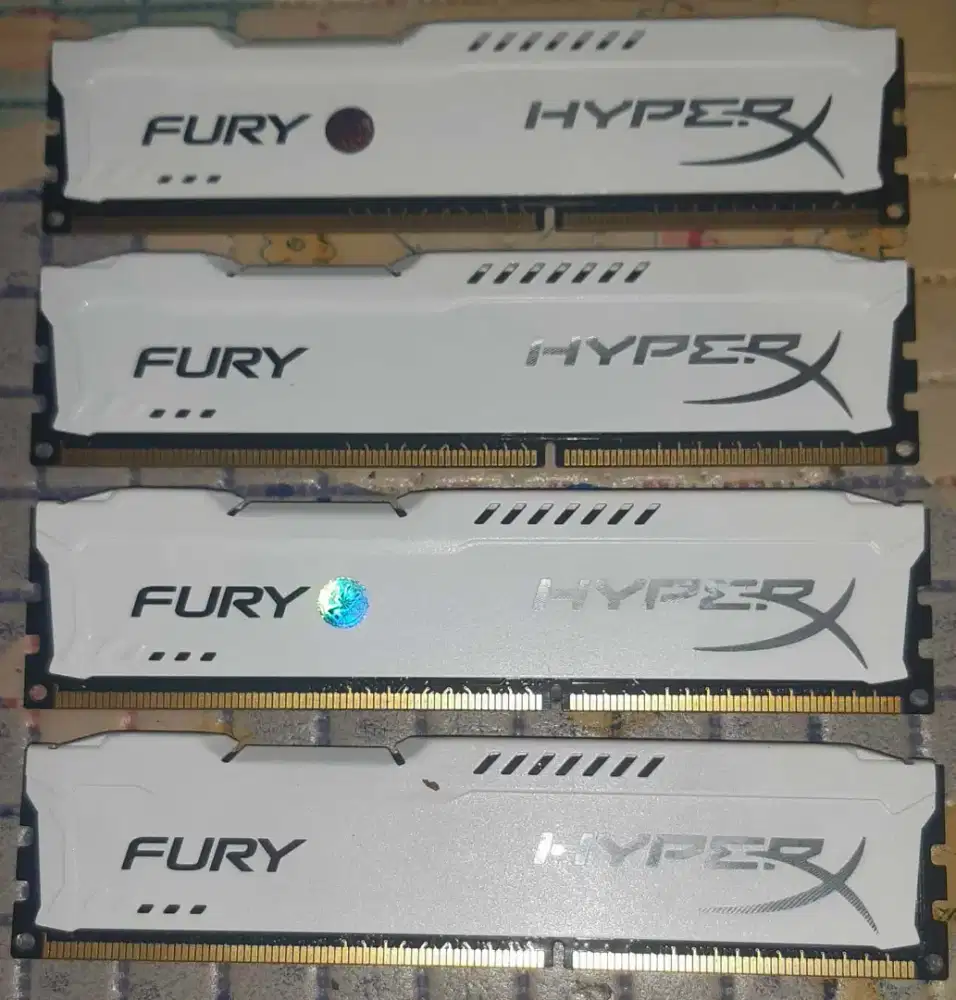 Ram PC Fury HyperX kit 16Gb siap pakai