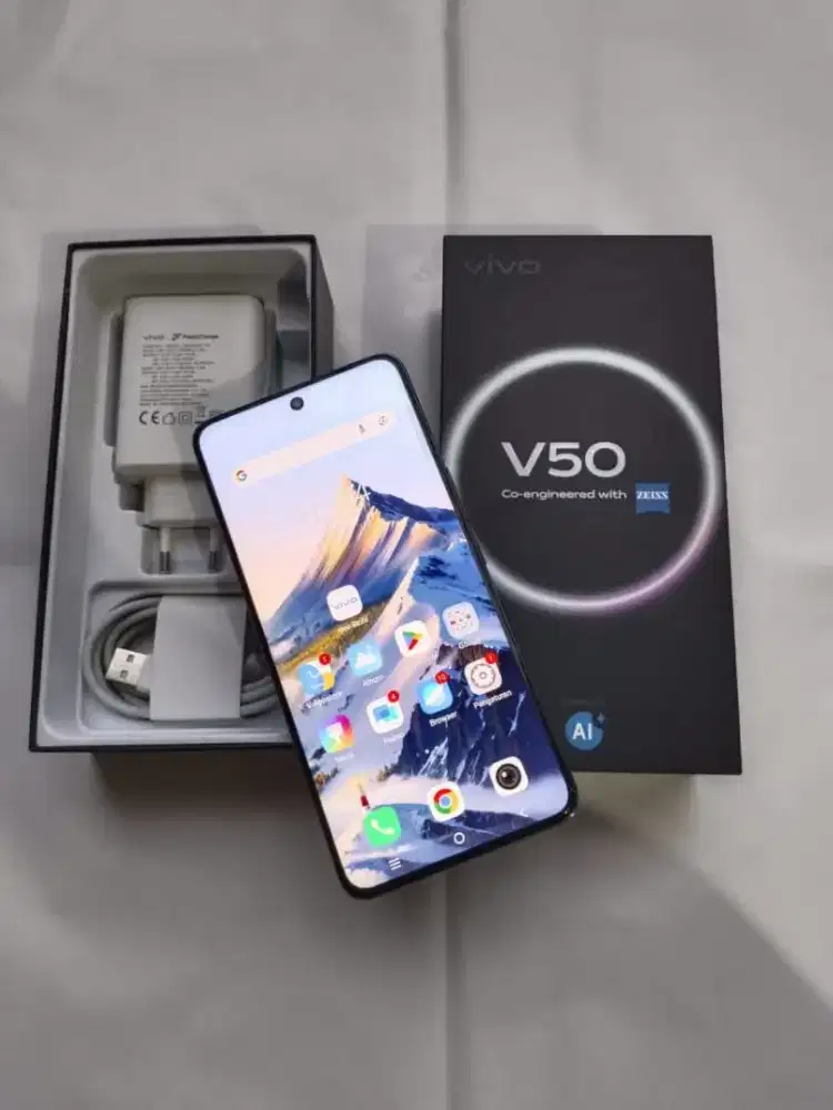Vivo V50 5G ram 12/256 fullset original