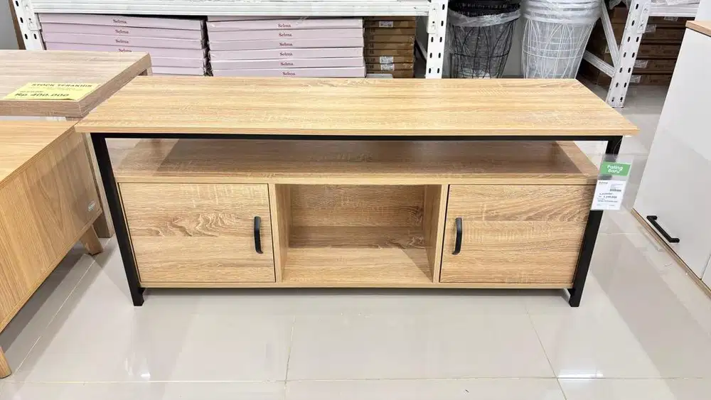 Petra TV Stand Oak