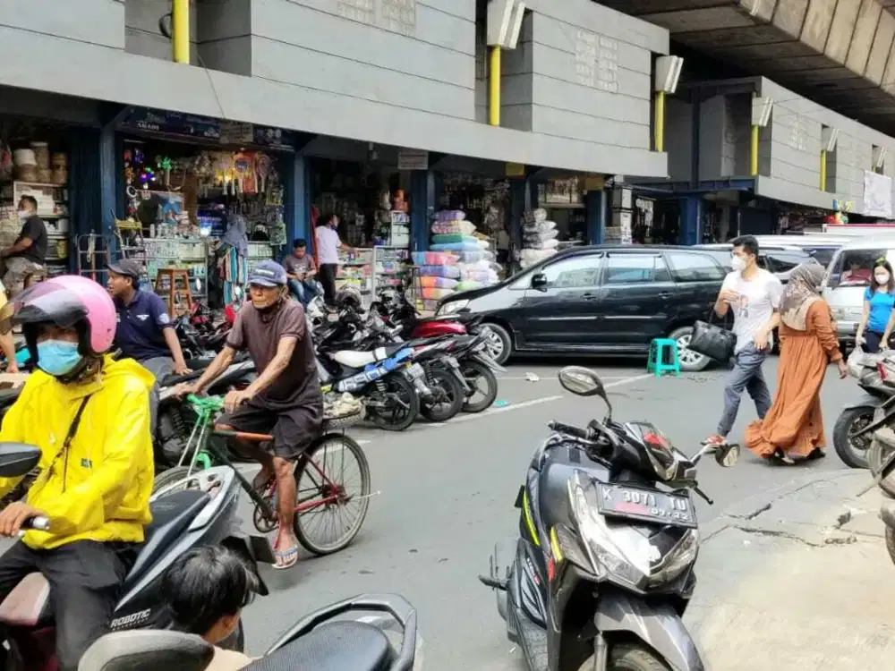 DiSewakan Pusat Grosir Pertokoan fly over Pasar Pagi - Petak Baru, Asemka