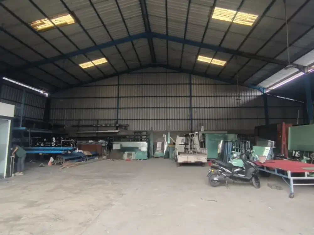 Disewakan Gudang Di  Cipondoh   Kav DPR Cipondoh, Tangerang