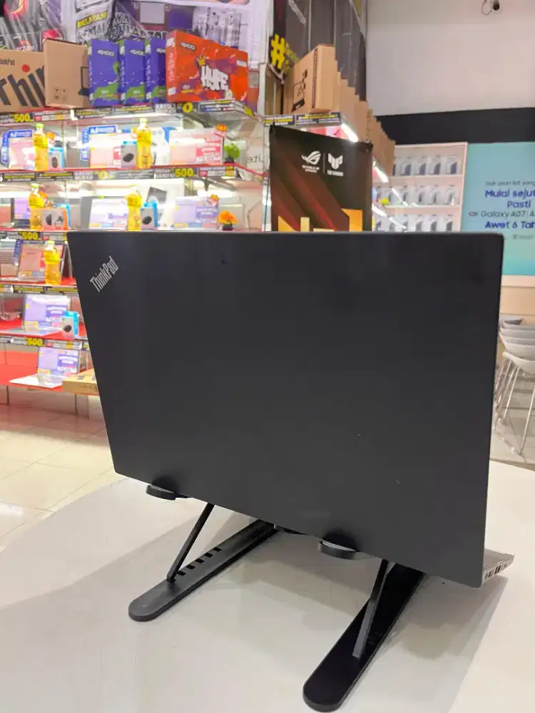 Lenovo ThinkPad T14 i7 Gen 11 RAM 16GB SSD 256GB - Bisa Cicil & TT