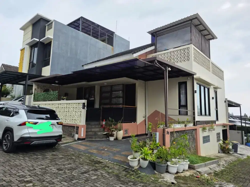 DIJUAL RUMAH EKSKLUSIF VIEW KOTA BANDUNG