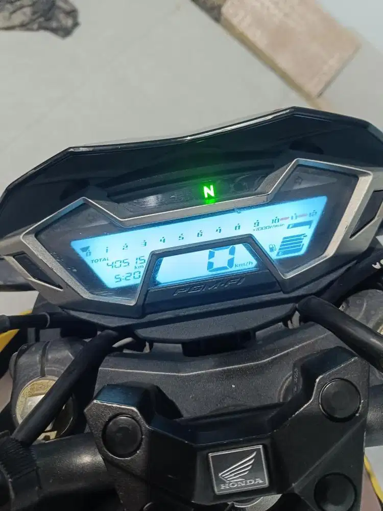 Jual Cepat CB 150 R mulus no minus