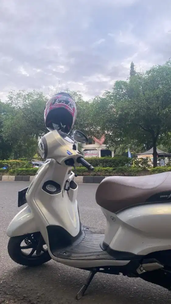 Sepeda motor yamaha filano