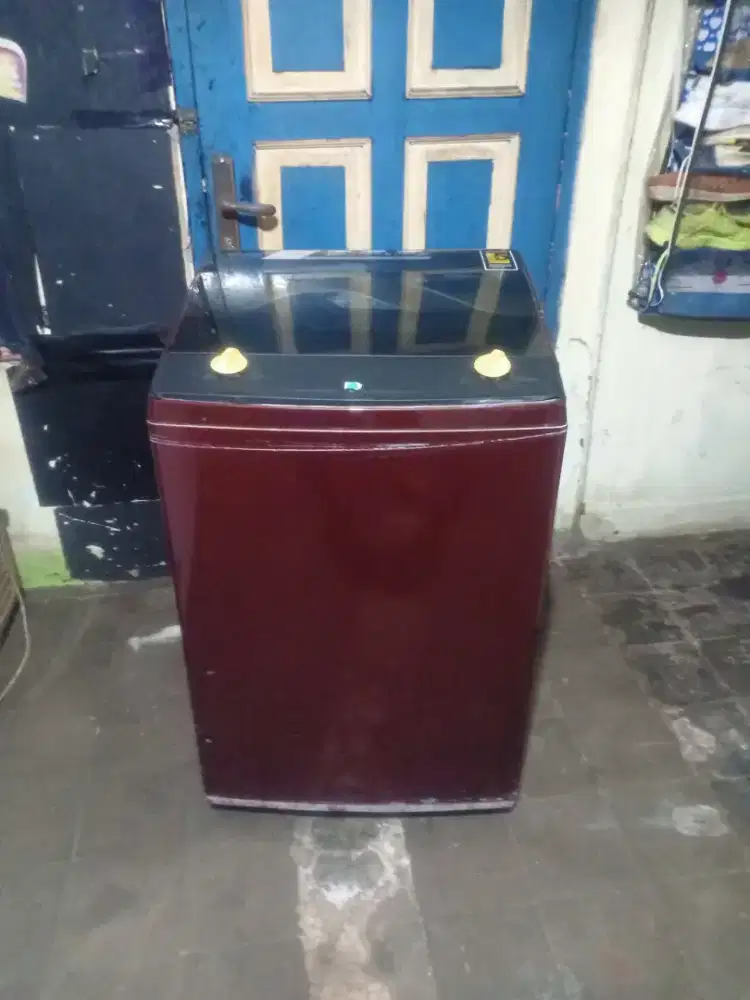 Jual mesin cuci Polytron Zeromatic kapasitas 9,5kg normal bisa diantar