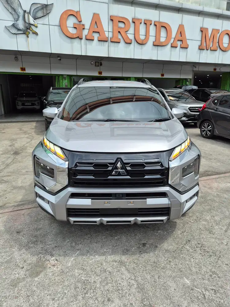Mitsubishi Xpander Cross Premium (Mobil Baru)