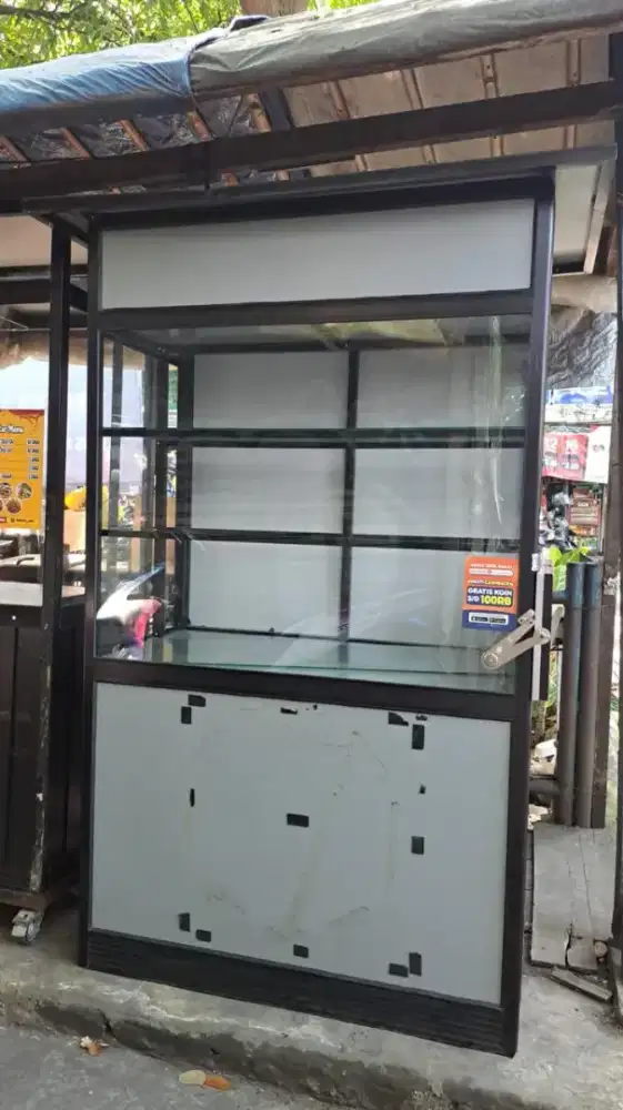 Stan Jualan Kantin Deret UNISBA