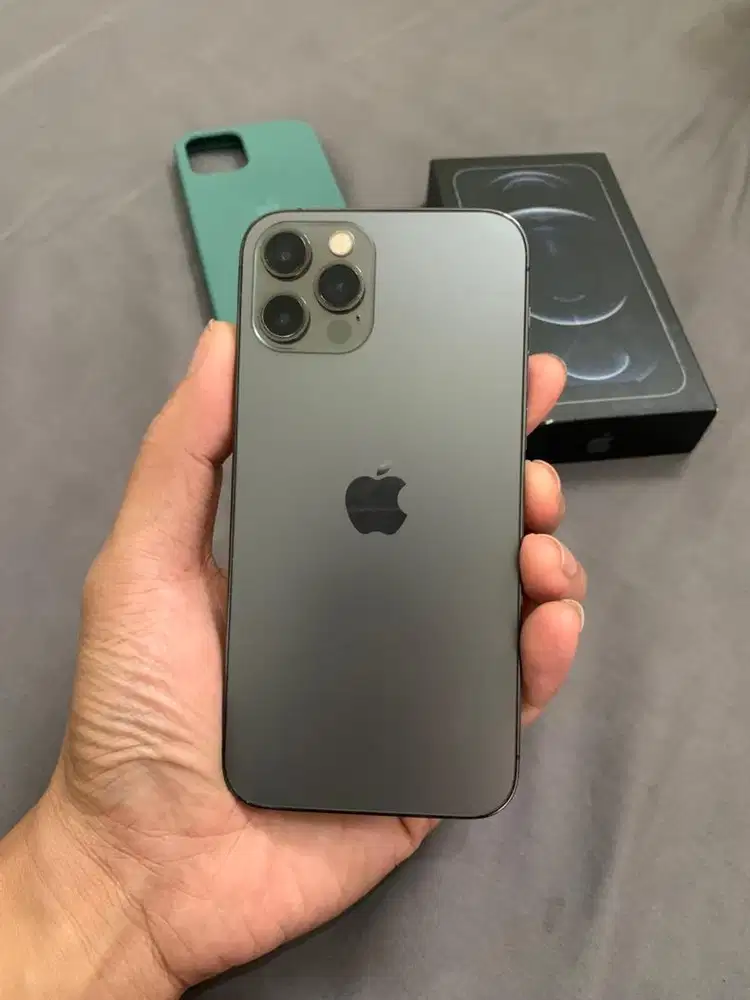 Dijual cepat iPhone 12 Pro 256gb ex inter all operator