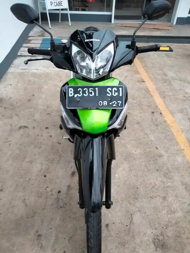 Honda Supra x 125 full orisinil low km tahun 2012 pajak hidup