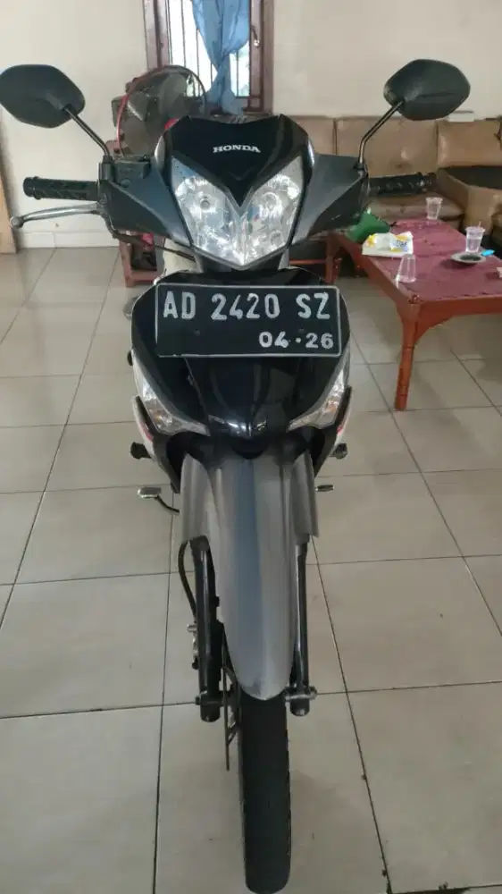 Honda supraX 125 2011