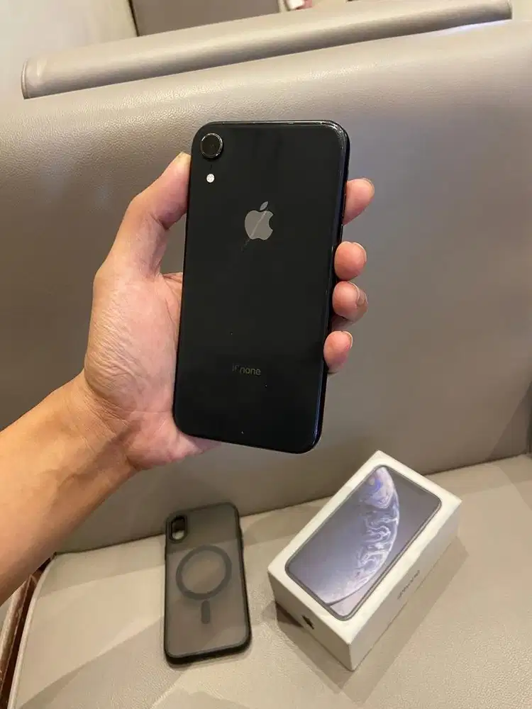 Jual cepat iPhone XR 64gb sinyal aman aktivasi lama