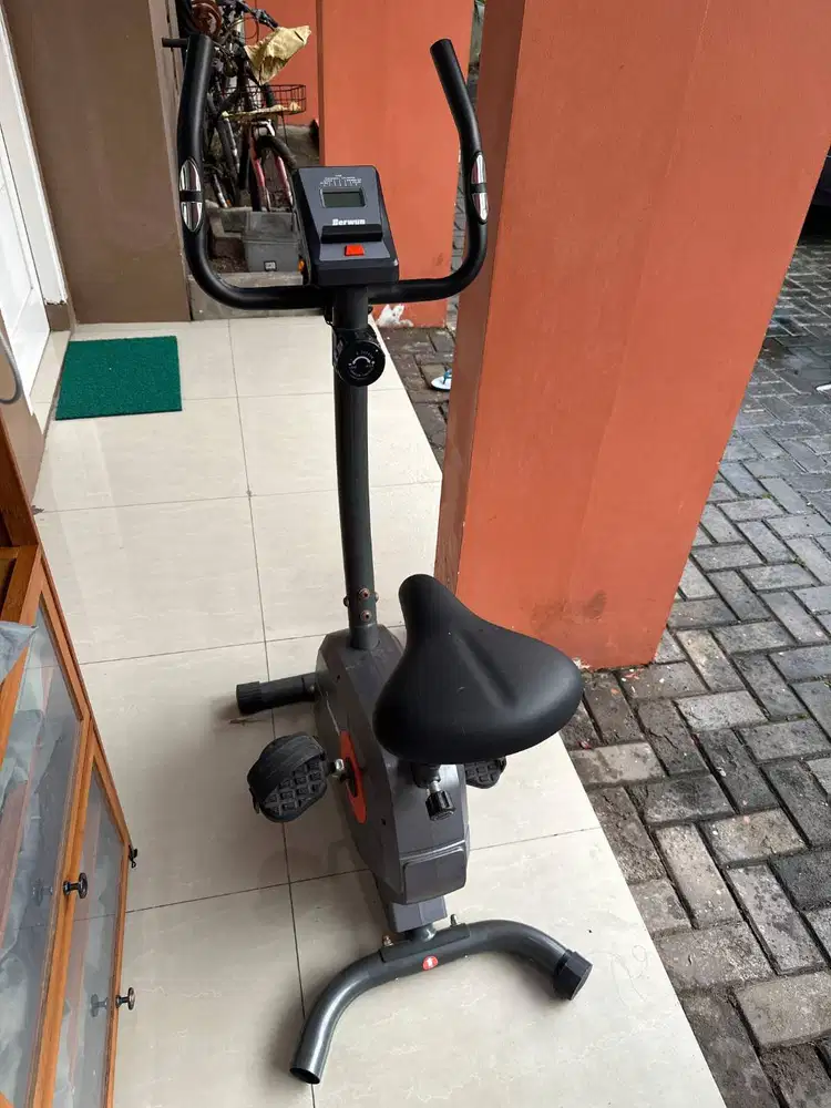 Berwyn Sepeda Statis 515b - Orange