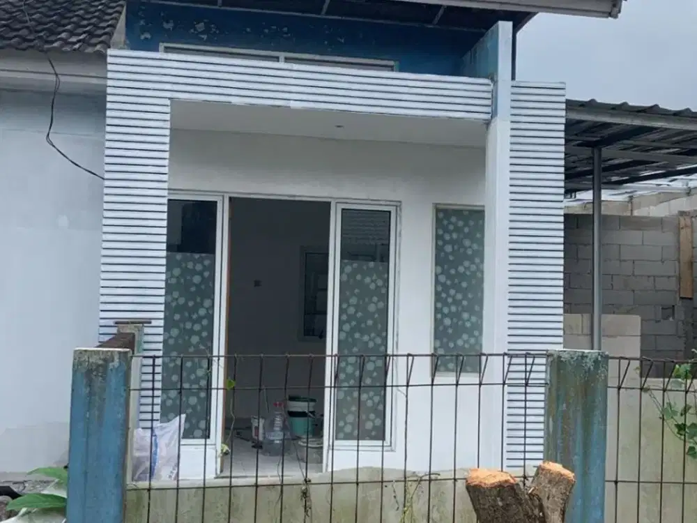 Rumah grande karawaci harga murah , luas tanah besar