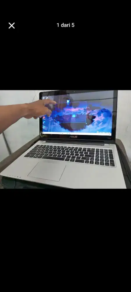 Laptop gaming editing Asus S550CB core i5 8GB RAM 750GB HDD 15,6touch