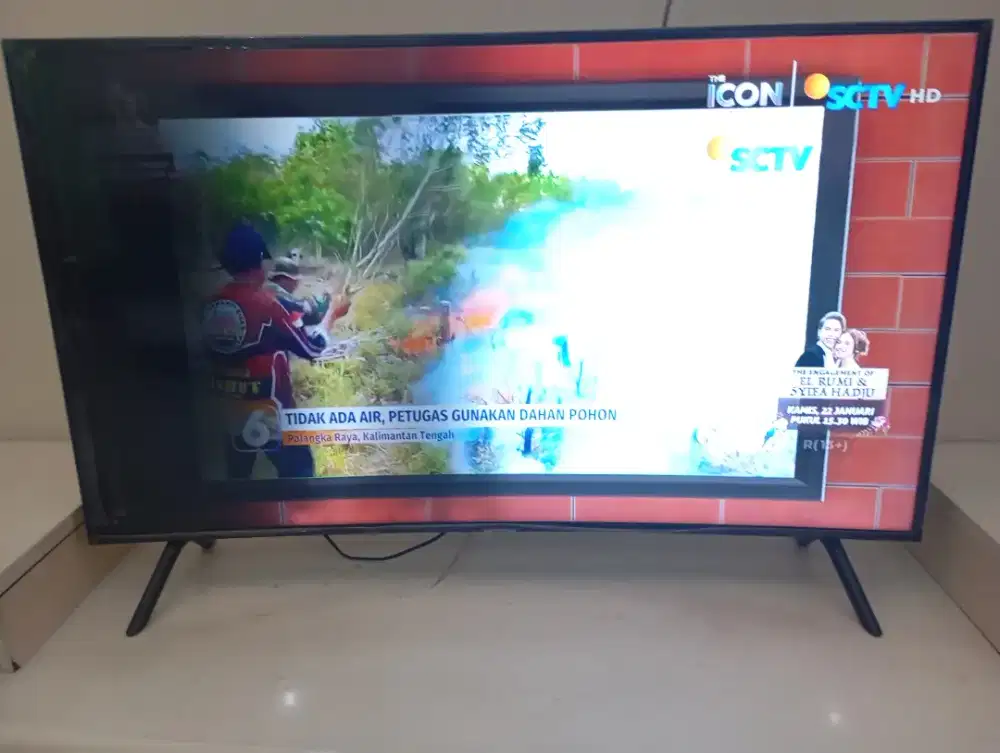 TV LED Samsung 49 Inch – Layar Rusak – Nyala – Cocok Servis/Sparepart