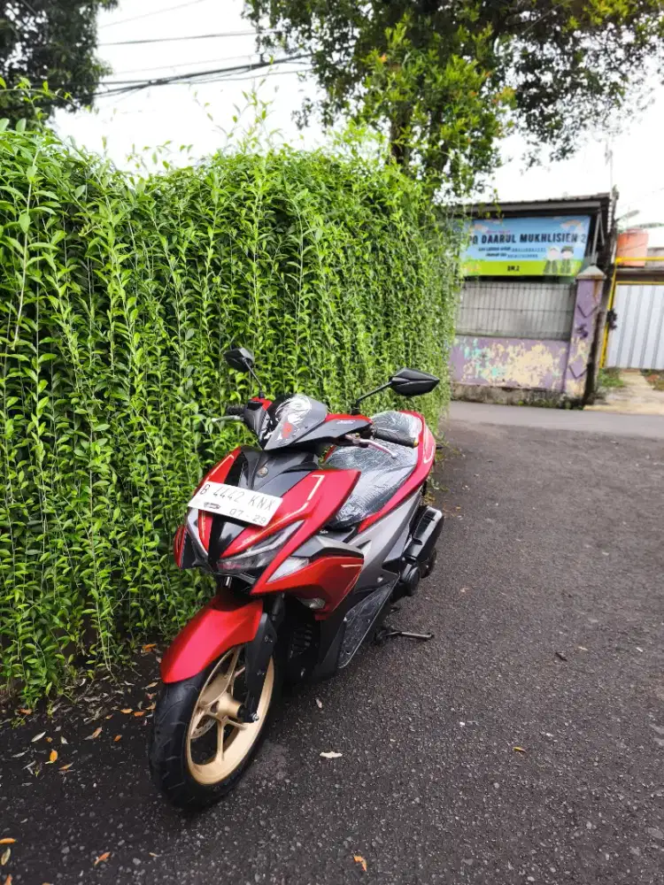 Bissmillah dijual motor Yamaha aerox ABS 2018 istimewa