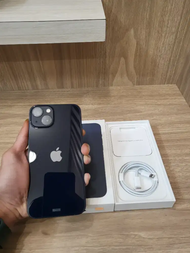 iPhone 13 128GB Second Bekas