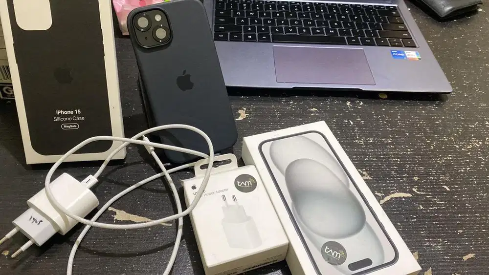 Dijual Iphone 15 128 gb Pemakaian 1 bulan