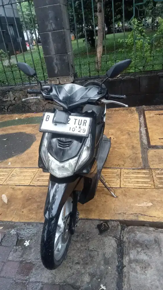 Bismillah dijual Honda Bead 2010 cw kumplit gress