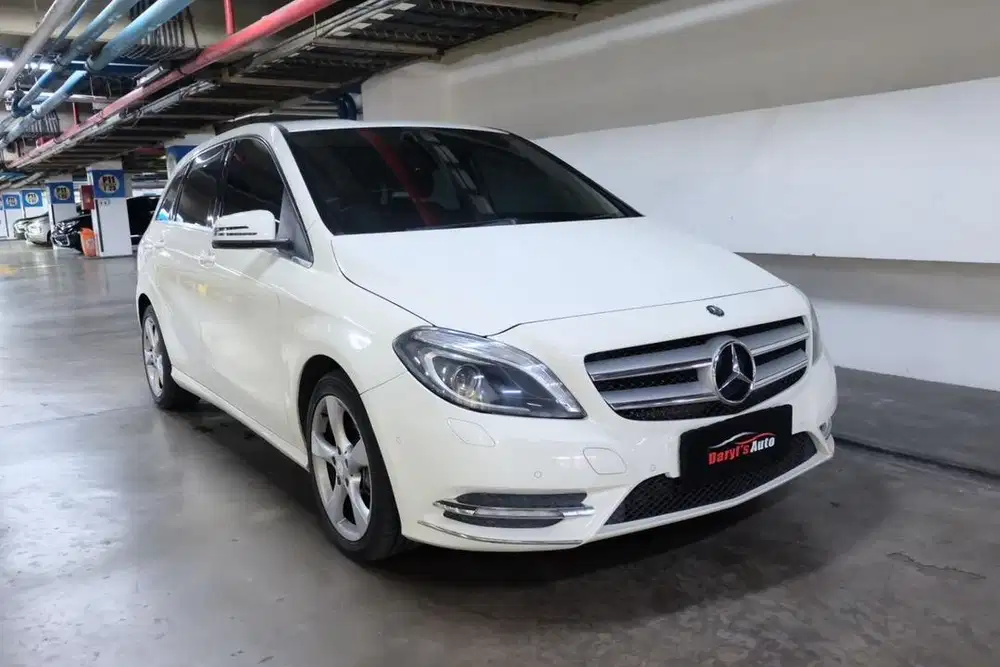 2015 Mercedes Benz B200 1.6 CGI CBU tdp 58jt ganjil