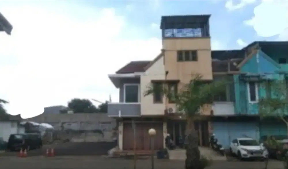 Dijual Ruko 3 Lantai Taman Palem Lestari