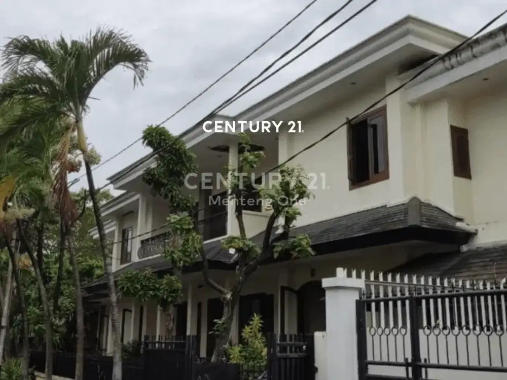 Rumah Mewah Lingkungan Eksekutif Di Jakarta Selatan