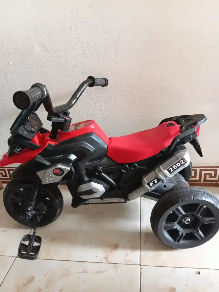 Dijual sepeda anak merk exotic