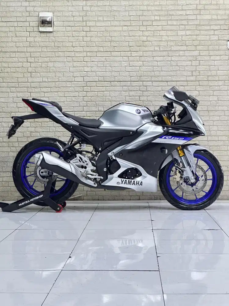 TERBATAS! YAMAHA R15 M V4 2022