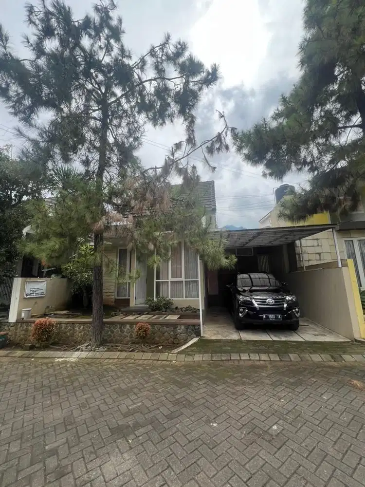 Dikontrakkan atau disewakan rumah full perabotan di kota batu