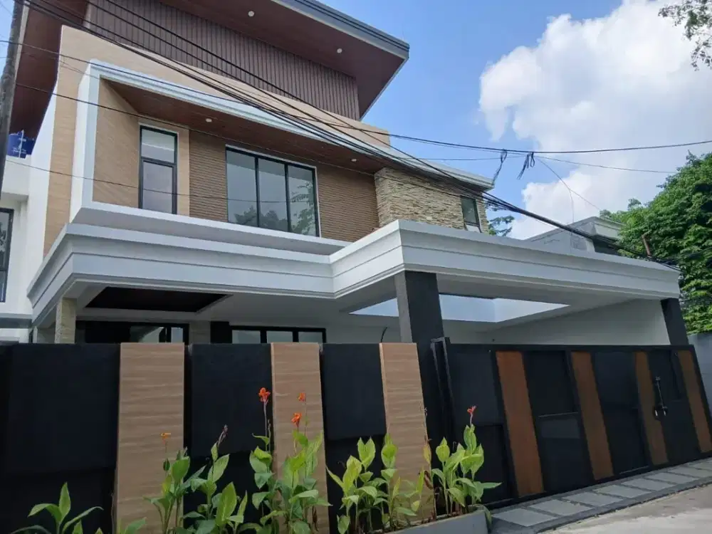 Rumah dijual Mewah, Murah 2 Lantai,Gandaria Utara Kebayoran Baru, Jakarta Selatan