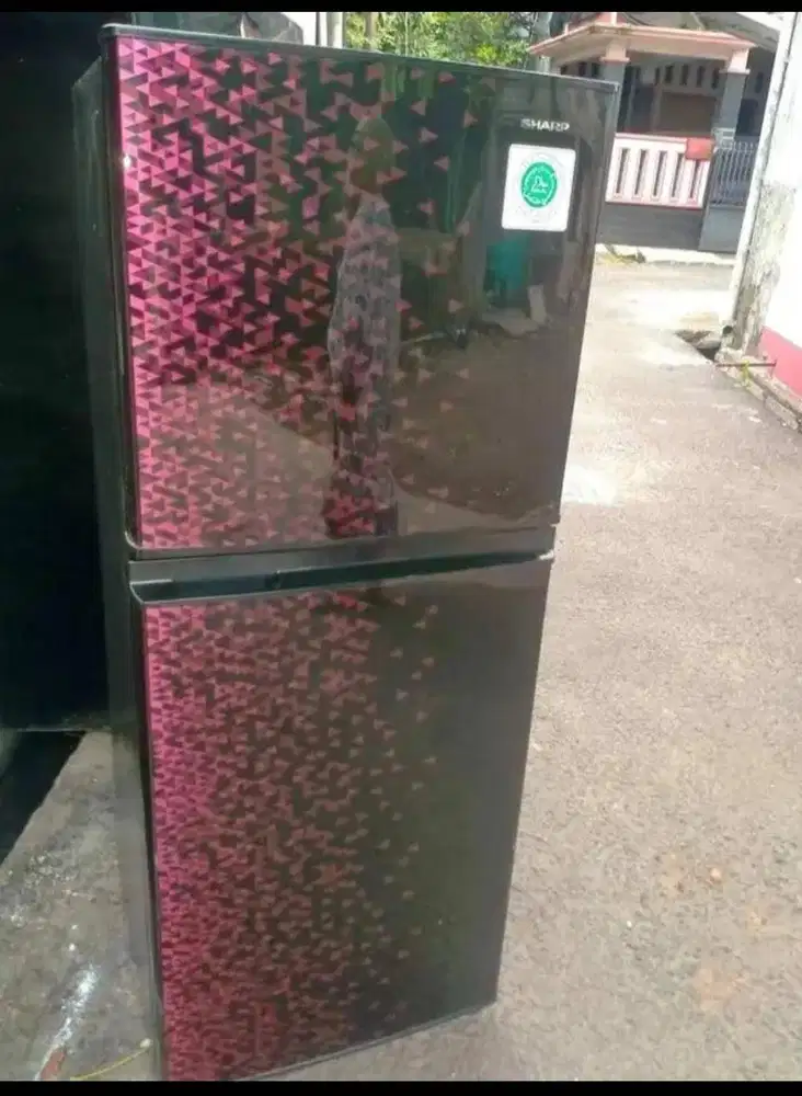 KULKAS 2 PINTU MERK SHARP