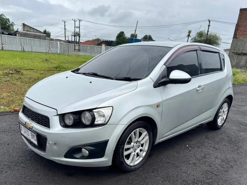 Chevrolet Aveo 1.4 LT AT 2013