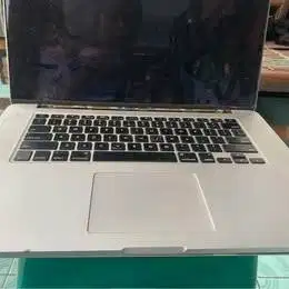 Macbook Pro  mid 2015 15 inch minus lcd