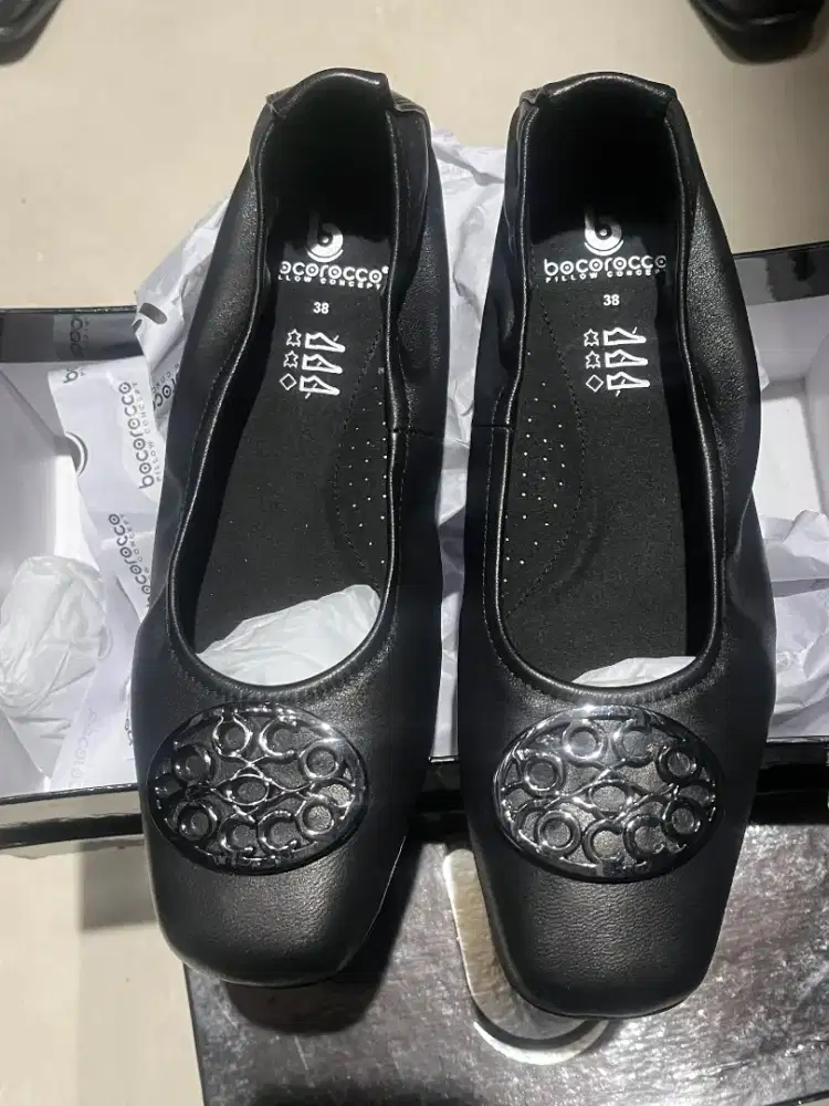Sepatu Wanita / Perempuan Bocorocco new size 38