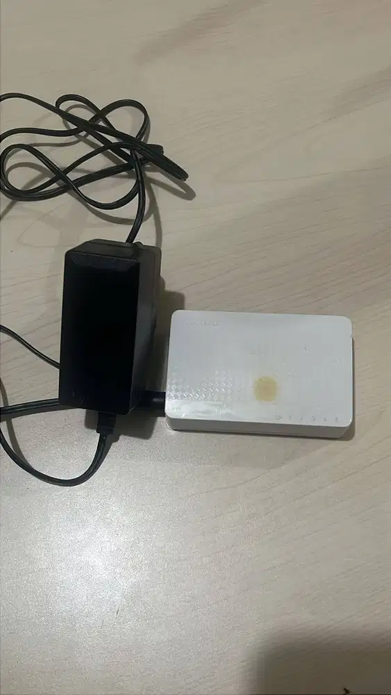 Switch Hub 5 Port Tenda S105