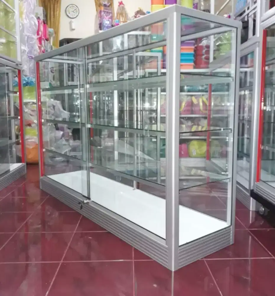 Etalase 1,5 Meter × 1 Meter Buat Toko,Warung