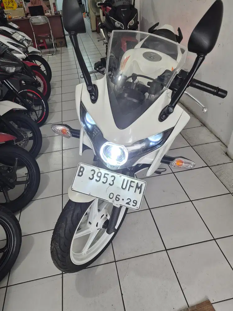 CBR 150 R 2013Muantap banget