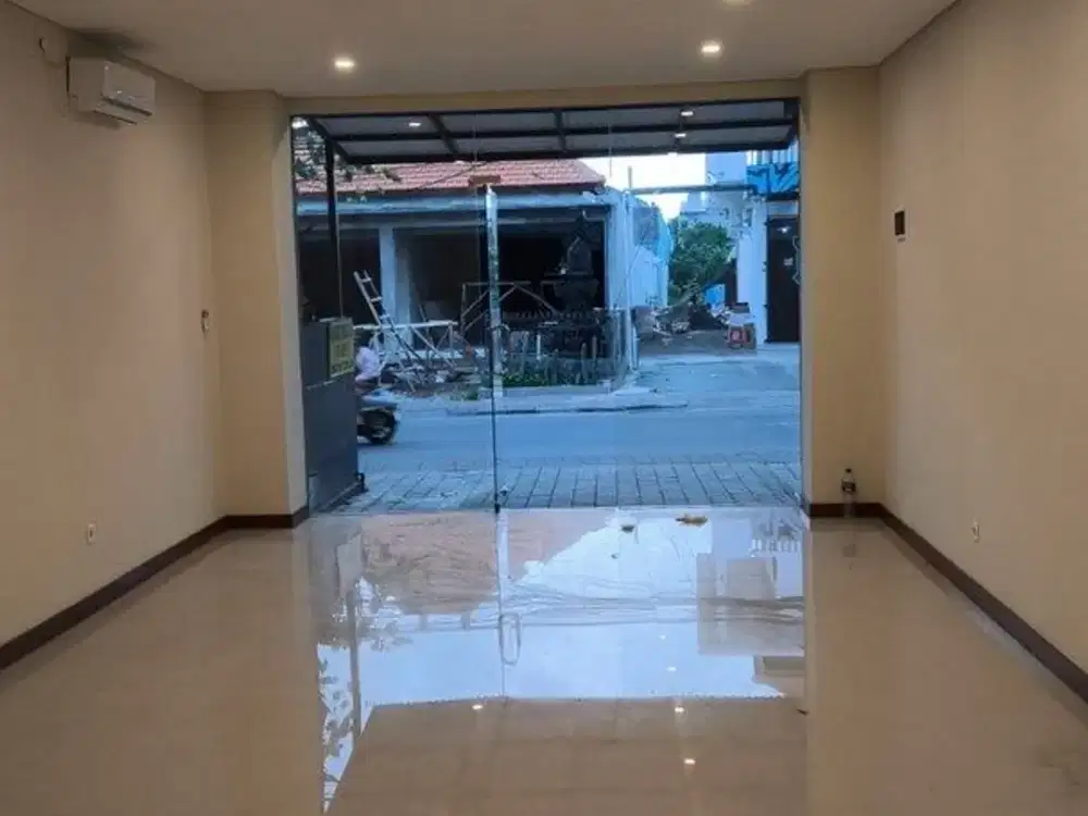 Toko 1 Lantai Cocok untuk Kantor Disewakan, di Kerobokan Area