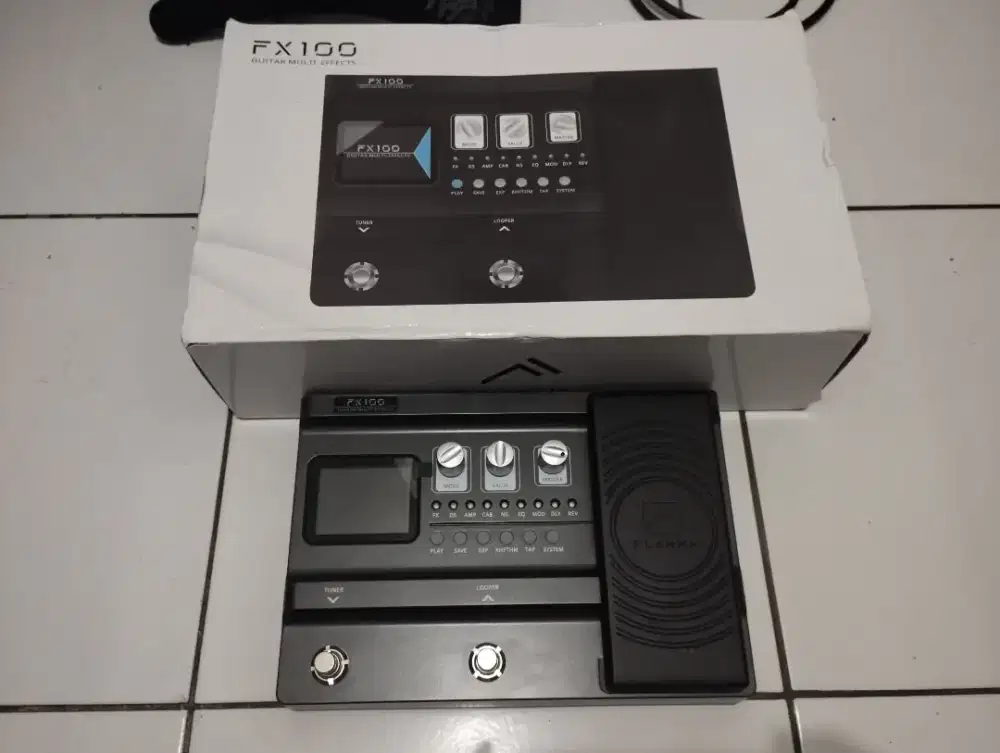 Efek gitar Flamma FX100