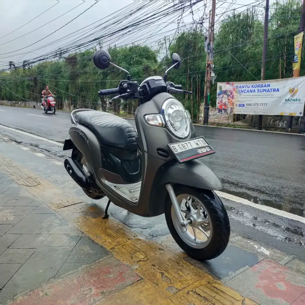Honda Scoopy Stylish 2019 Orisinil Bagus lengkap