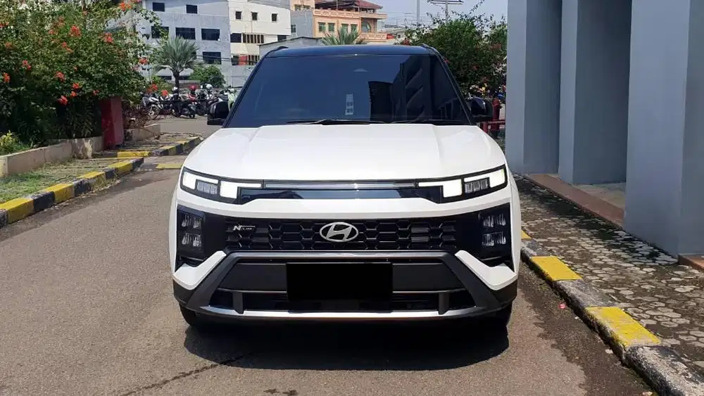 Hyundai Creta N-Line Turbo 1.5 Type Tertinggi  2025 km700perak putih