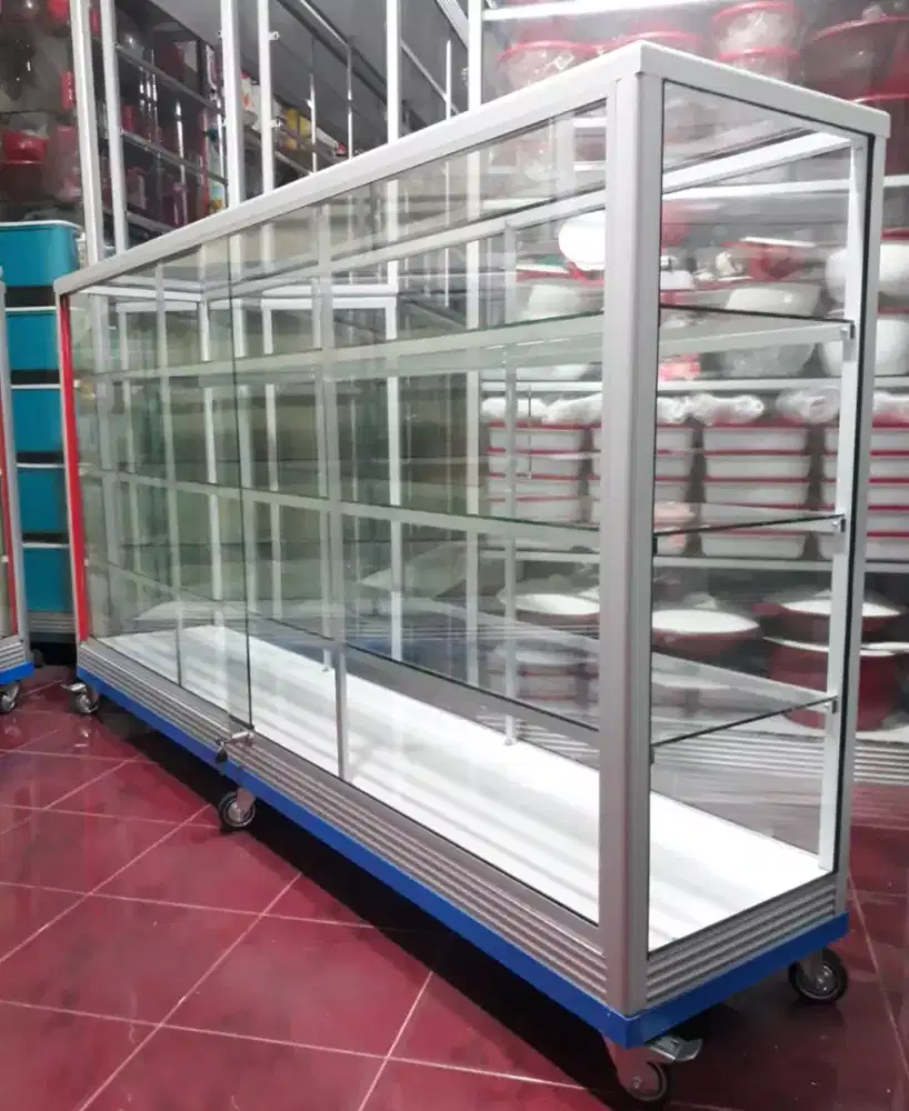 Etalase Pakai Roda Panjang 2M Kaca Full 5MM
