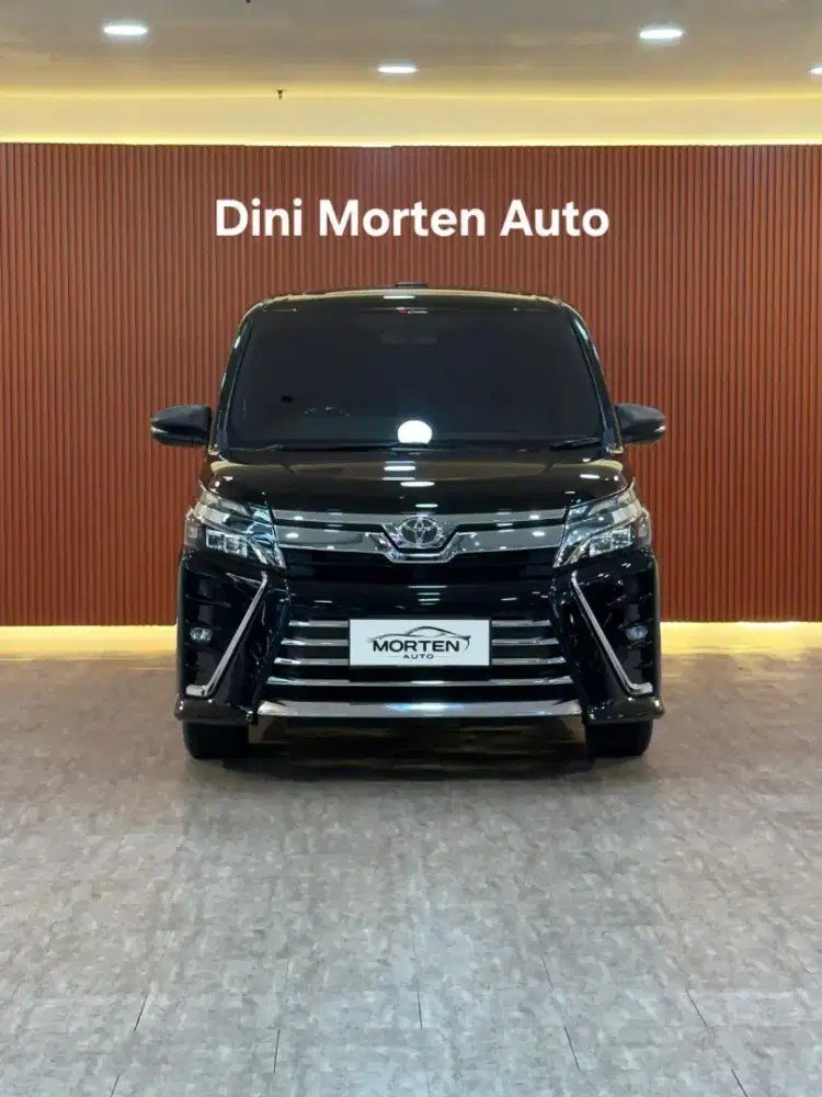 (KM 42rb) Toyota Voxy 2.0 At 2020
